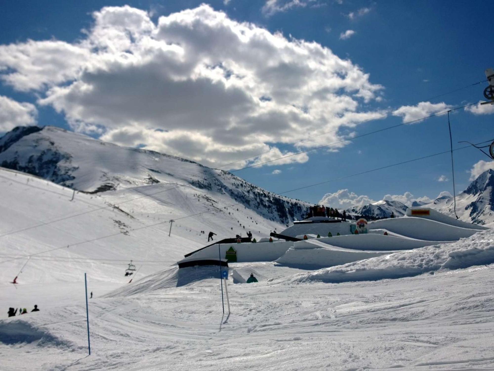 Charmant Studio Cabine 4 Pers. Avec Balcon, Proche Centre Et Thermes A Saint-Lary-Soulan - Fr-1-296-231 Экстерьер фото